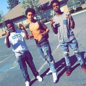 Meet your Posher, Tye